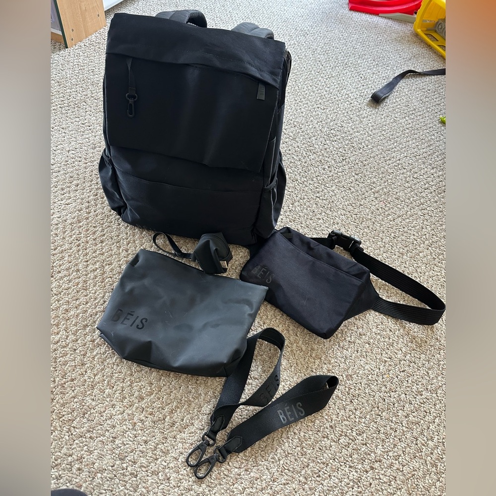 BEIS Black Original Ultimate Diaper Backpack
